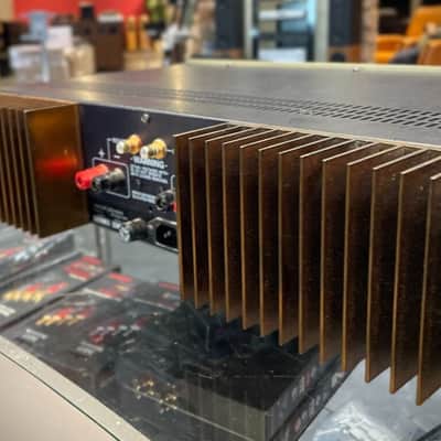 conrad-johnson MF 2100 Power Amplifier - Fully Restored / Recapped (Original Box - New Price) image 4