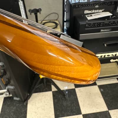 Fender American Deluxe Zone Bass 2001 - 2006 - Amber image 16