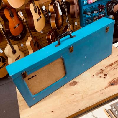 Airline 7214 1960's Mini Electric Guitar with 5-Watt Amp Case image 16