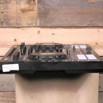 Reloop Mixon-8-Pro 4-Channel DJ Controller "Good Condition" image 6