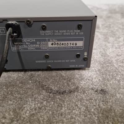 Denon UDRW-250 - Stereo Cassette Tape Deck - Silver - Fair image 3