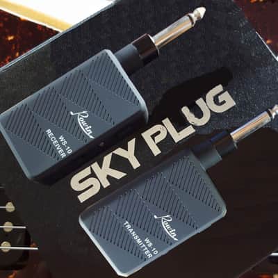 Rowin WS-10 SKY PLUG Digital Guitar/ Bass /Powered Speaker/Wireless System image 5