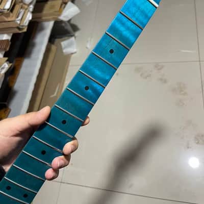 1 Round stainless steel 22 frets blue gloss finish flame Maple guitar neck 25.5inch hole 10mm 。1 image 3