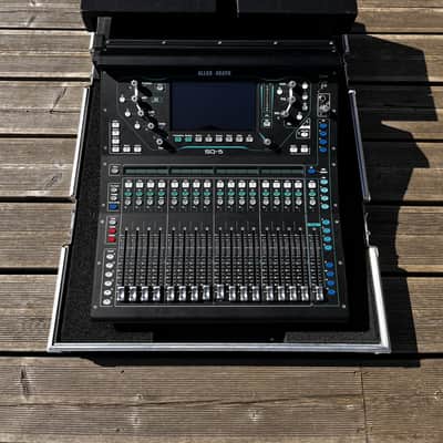 Allen & Heath SQ-5 48-Channel Digital Mixer/USB Interface 2017 - Present - Black image 1