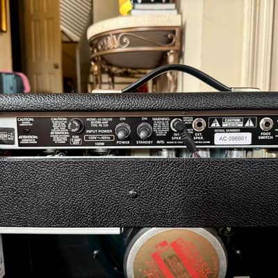 Fender '65 Deluxe Reverb Reissue 22-Watt 1x12" Guitar Combo 1994 - Present - Black image 11
