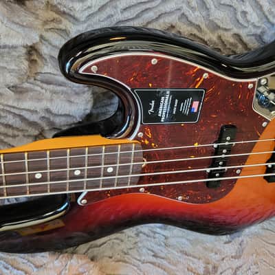 2025 Fender American Pro II Jazz Electric Bass 3 Tone Sunburst with Fender HSC image 10