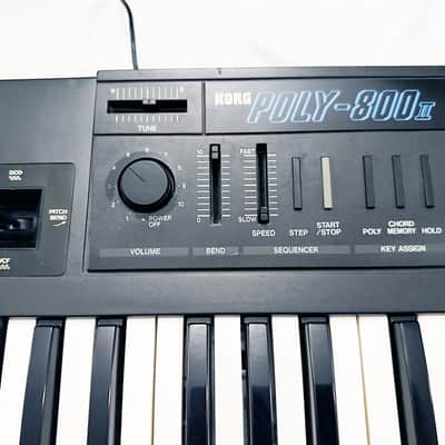 KORG POLY-800 MKII Vintage Analog Synthesizer Made in JAPAN - 1986. Good Condition. Sounds Perfect ! image 2