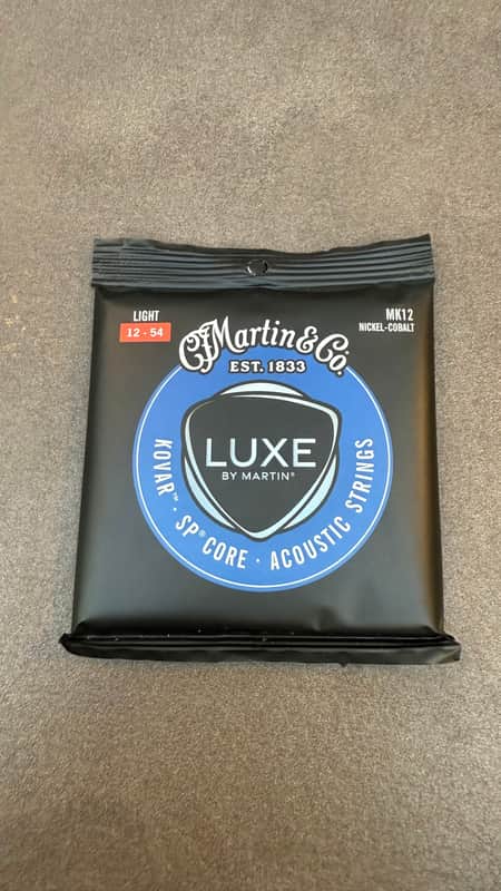 Martin MK12 Luxe Kovar SP Core Acoustic Guitar Strings - Light (12 - 54) 2023 - Present - Standard imagen 1