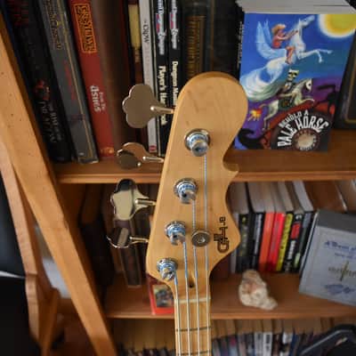 G&L JB bass, 2021, Gloss black, USA Fullerton Deluxe, HSC & paperwork image 18