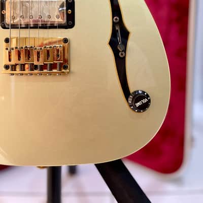 Ibanez PGM333 30th Anniversary Paul Gilbert Signature 2019 - 2021 - Gold image 5