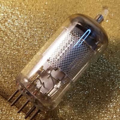 Amperex F Bugle Boy EF86 tNOS AT1000 TESTED Vacuum Tube La Radiotechnique Suresnes Bugle Boy 6267 pentode 1960-1972 image 9