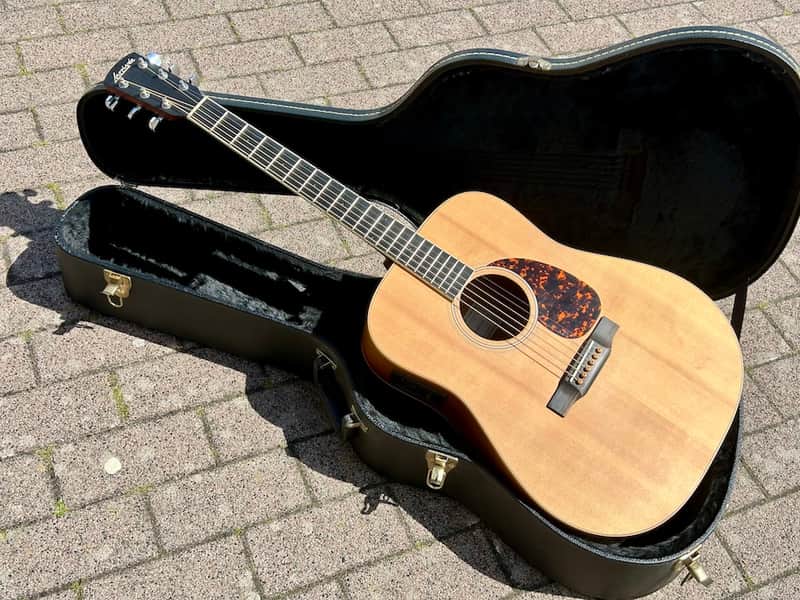 Larrivee D-03E Mahogany 2008 - Natural Satin + Case image 1