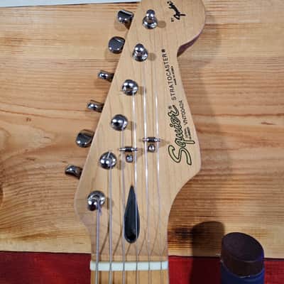 Squier Stratocaster 1997 - Blue image 5