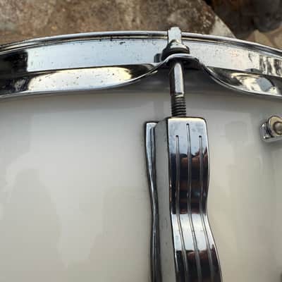 RARE Ludwig 10 LUG Vistalite Snare Drum White Opaque Acrylic 5x14 image 6
