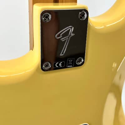 Fender Player Stratocaster with Maple Fretboard 2020- Buttercream image 13