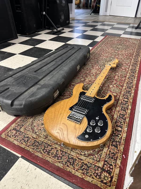 Peavey T-60 with Maple Fretboard 1978 - 1988 - Natural image 1