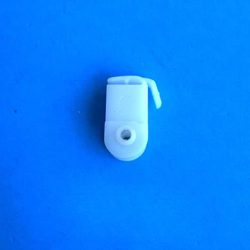 Immagine KURZWEIL PC88 Keyboard Piano Replacement Part: Key Pivot [8 PIECES] - 1