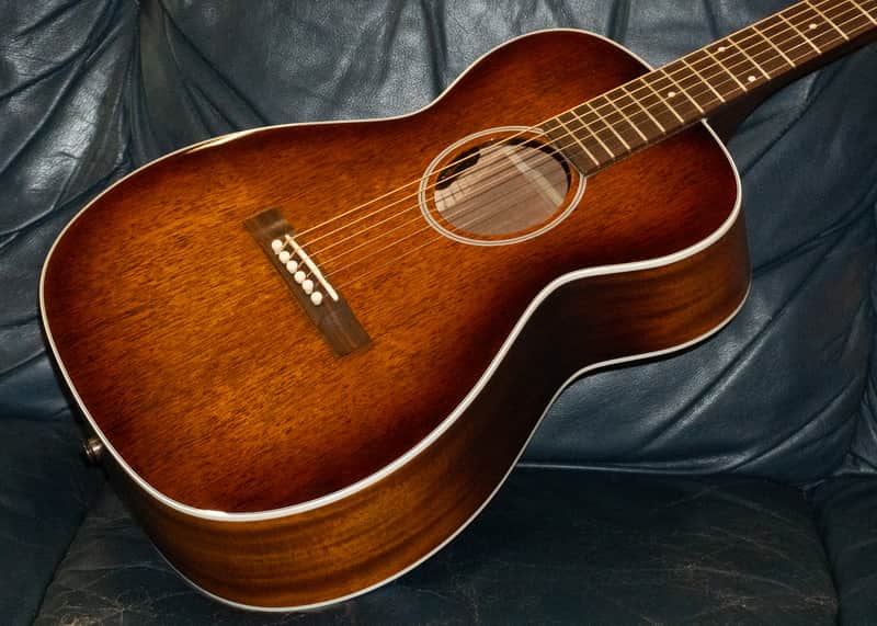 Guild M-125 Mahogany, Electric image 1