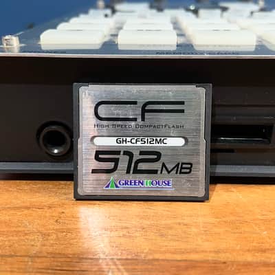 Roland SP-404 - Silver w/ CF Card image 6