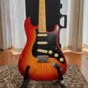 Fender American Ultra Luxe Stratocaster 2021 - 2024 - Plasma Red Burst