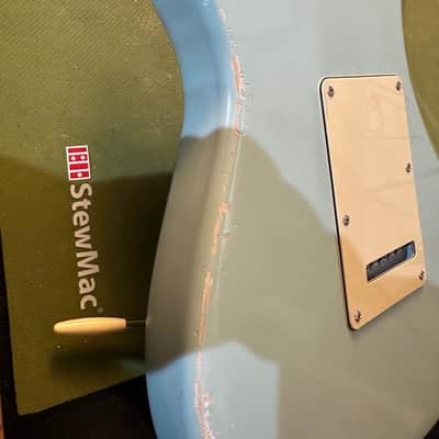 Partscaster Stratocaster 2023 - 'Daphne Blue Light Aged MJT Body Fender USA Neck and Fender Custom Shop Preloaded Pickguard image 15