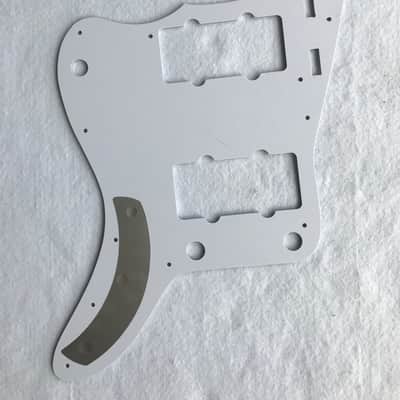 For Japan Jazzmaster Guitar Pickguard , 4 Ply White Pearl image 8