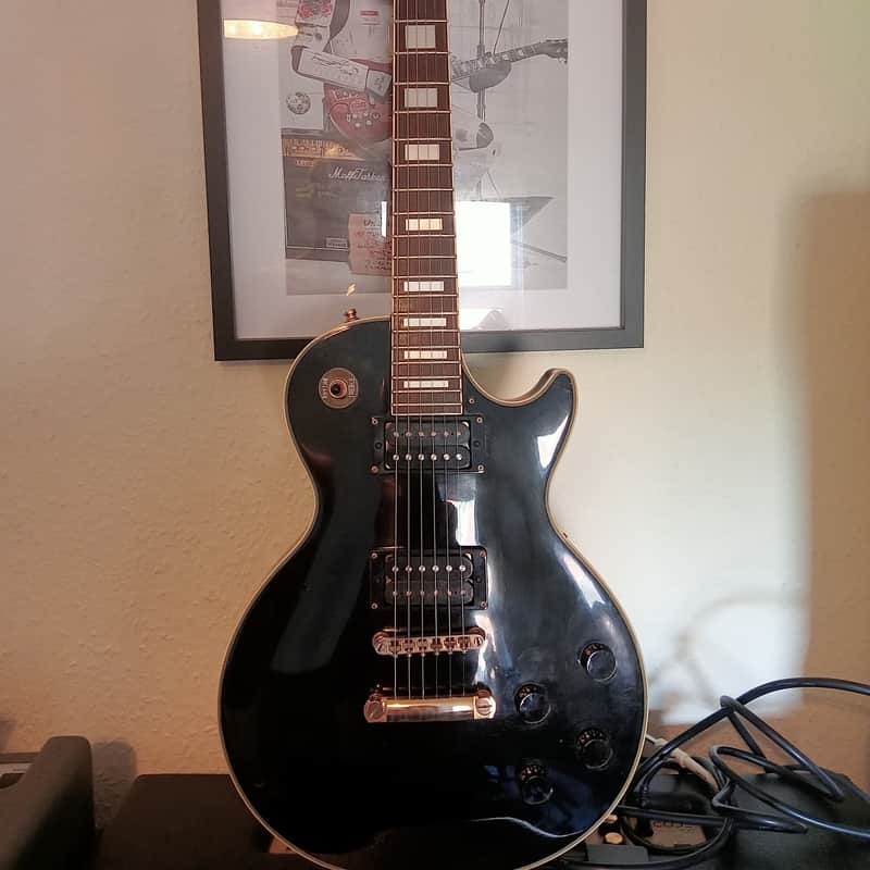 1989 – 2012 Epiphone Les Paul Custom Ebony