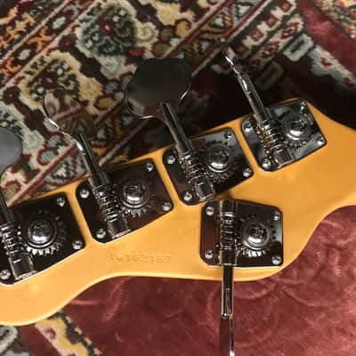 Godin A5 Ultra Fretless 2016 Black Gloss image 6