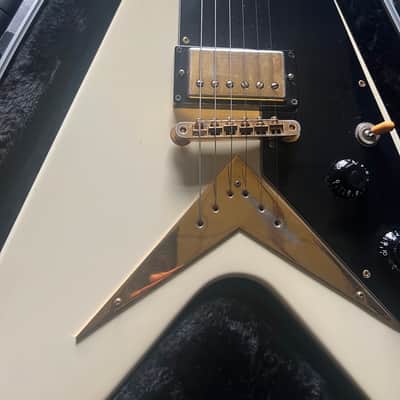 Gibson Flying V Heritage Korina Reissue 1981-1983 - Alpine White image 1
