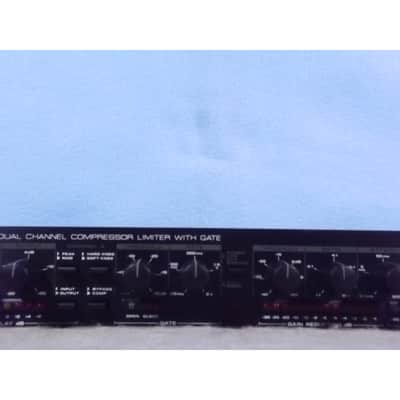 Alesis 3630 Dual-Channel Compressor / Limiter with Gate image 3