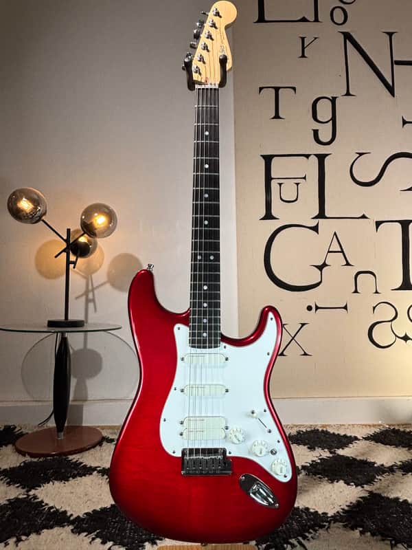 Fender Stratocaster Ultra Crimson Burst 1993 All original With full Case Candy AMAZING! image 1