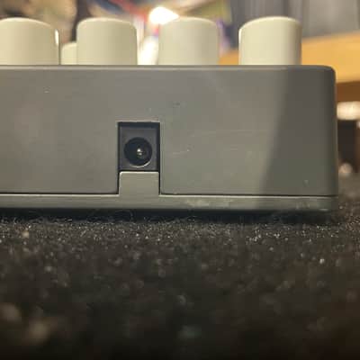 Electro-Harmonix Bass Mono Synth 2019 - Present - Gray image 4