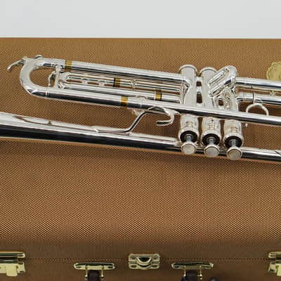 Jupiter XO 1600I - Roger Ingram Professional Bb Trumpet - Silver Plated - Display Model image 3