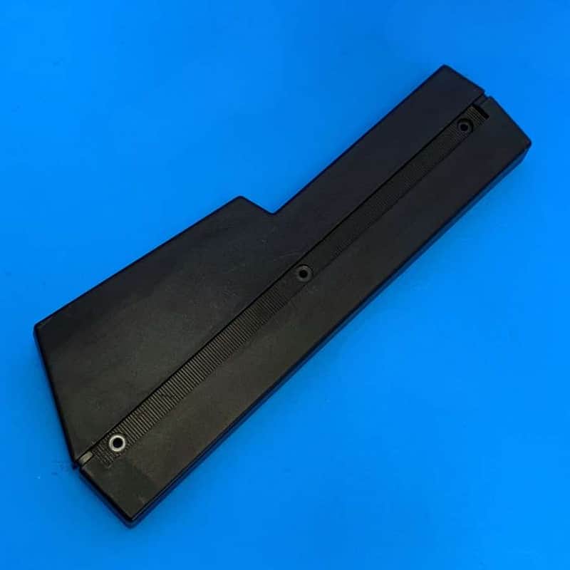 KORG LP-10 Vintage Electronic Piano Part: Black Plastic End Cap Panel [LEFT] Bild 1