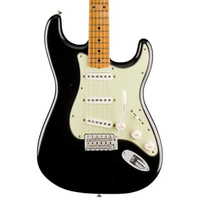 Fender Limited Edition Vintera® II Road Worn '60s Stratocaster MN Black image 1