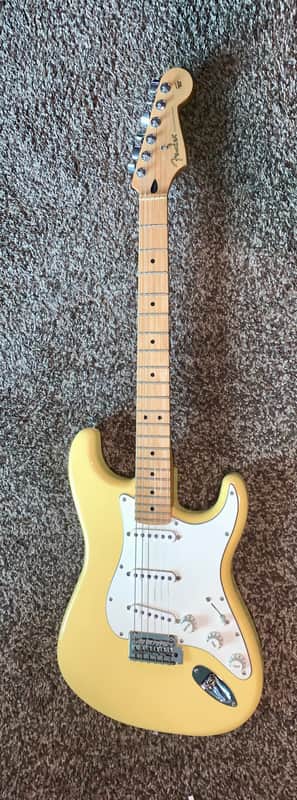 2020 Fender Player Stratocaster with Maple Fretboard electric guitar cream color image 1