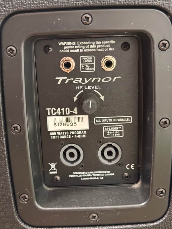 Traynor TC410 800-Watt 4x10" Bass Speaker Cabinet 2010s - Black image 1