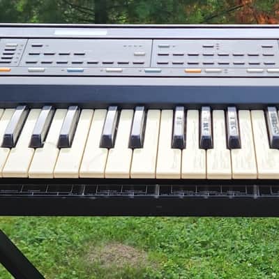 Roland E30 Intelligent Synthesizer 1988 Italy image 6