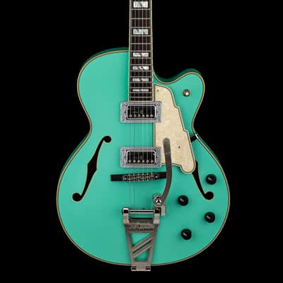 D'Angelico Deluxe 175 LE - Matte Surf Green #03194 (B-Stock) image 3