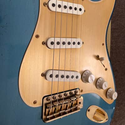 Fender Stratocaster 1957 Custom Shop Relic Lake Placid Blue image 1
