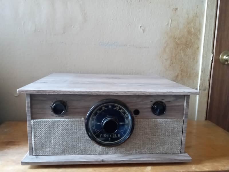 VICTROLA VTA 245B 2018 Marmol Cream Wood