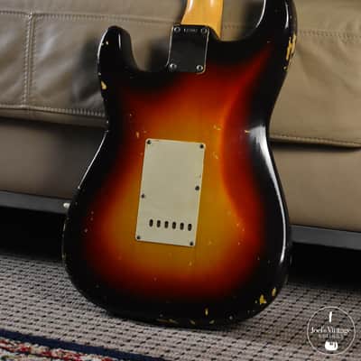 Fender Stratocaster 1964 3-tone Sunburst image 5