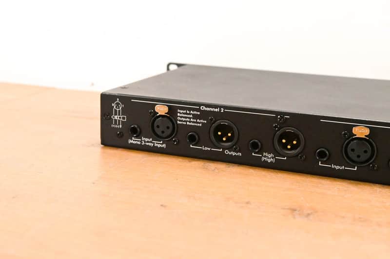 Ashly XR-1001 Stereo 2-Way, Mono 3-Way Crossover CG010DW | Reverb