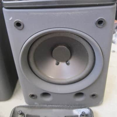 Pair of Optimus Pro LX5 Speakers With Linaeum Tweeters - Great Sound image 3