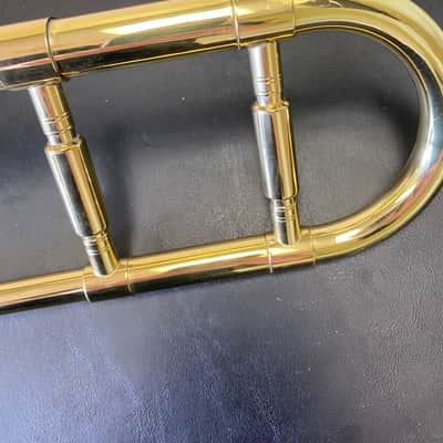 Holton TR602 Trombone image 13