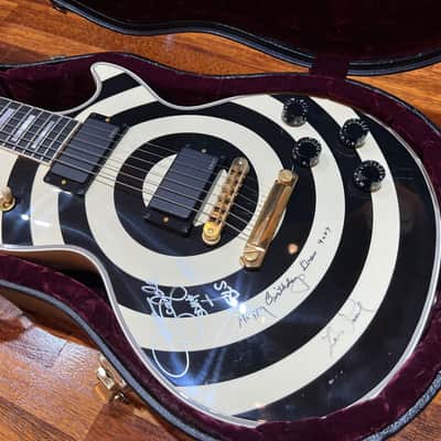 Gibson Les Paul Bullseye With Autographs Of Zakk Wylde & Les Paul image 2