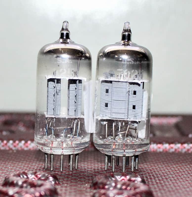 RCA 7025 12AX7 PERFECT MATCH PAIR SHORT PLATE HALO GETTER TEST NOS VINTAGE 1960's image 1
