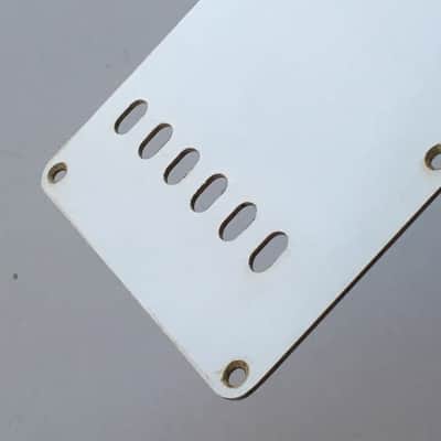 Lefty Genuine Fender Guitar Relic Strat Back Plate Tremolo Cover 1-ply Off White image 16