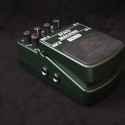 Behringer EM600 Echo Machine. Boxed image 5
