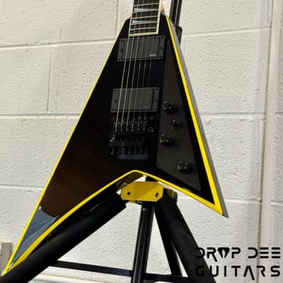 Jackson Custom Shop Randy Rhoads Electric Guitar w/ Case-Black w/ Yellow Pinstripes image 4
